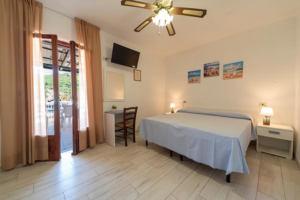 App.1-2-3 camera da letto 1