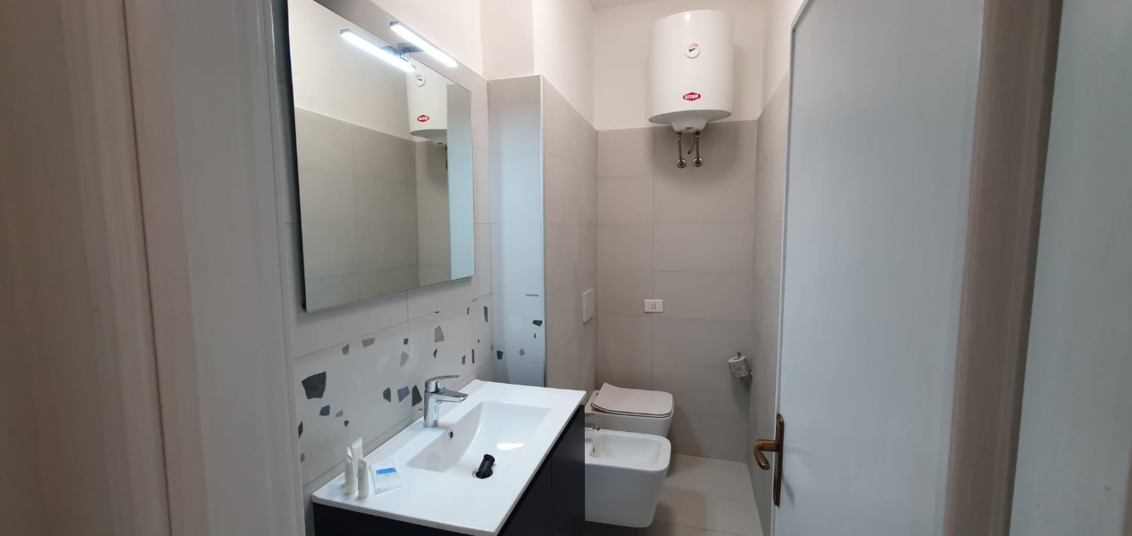 app.15-1 bagno